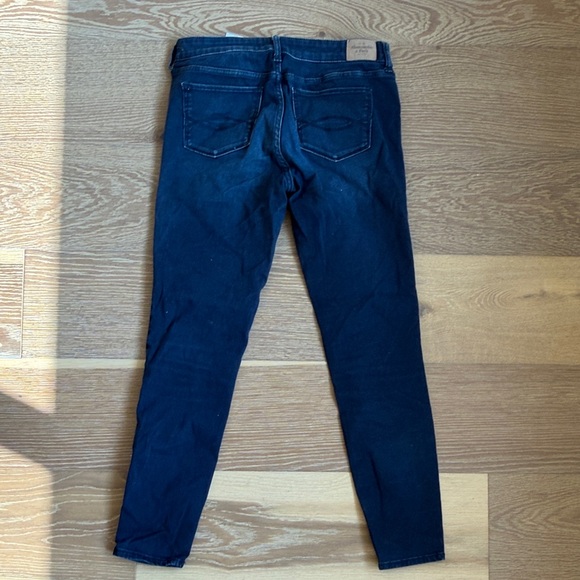 Abercrombie & Fitch Women's Dark Blue Skinny Jeans - Picture 4 of 5